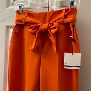NWT Jules and Leopold orange dress pants. Size small